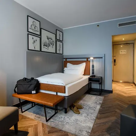 ホテル Mercure Centrum 4*