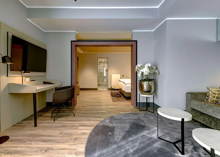 호텔 Mercure Centrum 4*